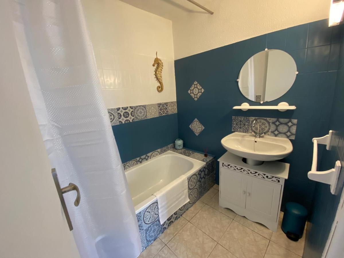 Os-Thel, Chambres A Louer Tautavel Exteriér fotografie
